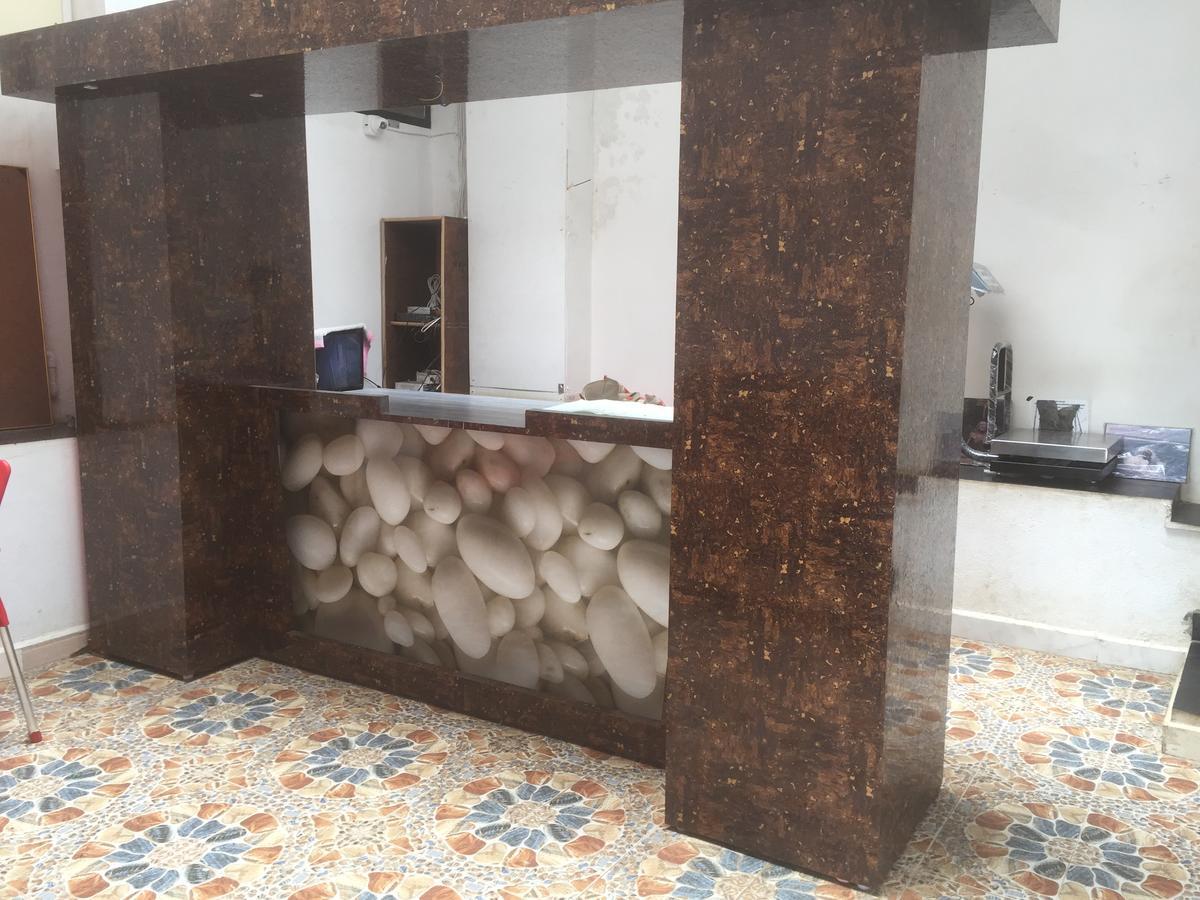 Hotel Joshi Yatri Niwas à Kolhapur Extérieur photo