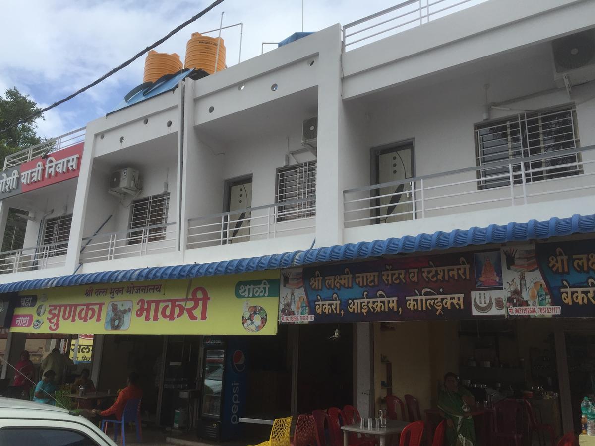 Hotel Joshi Yatri Niwas à Kolhapur Extérieur photo